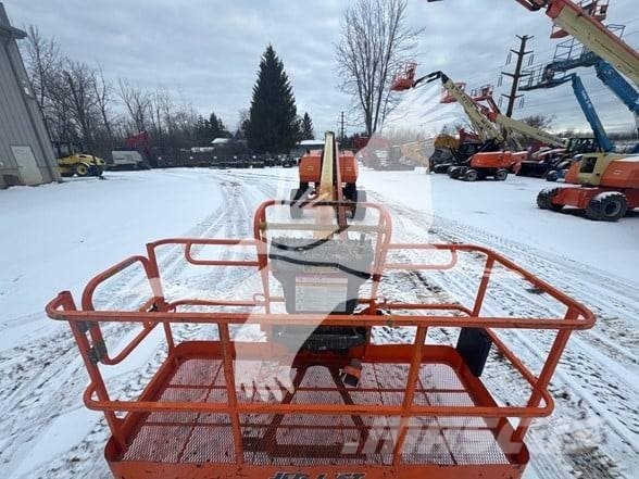 JLG 800S Teleskooppipuominostimet