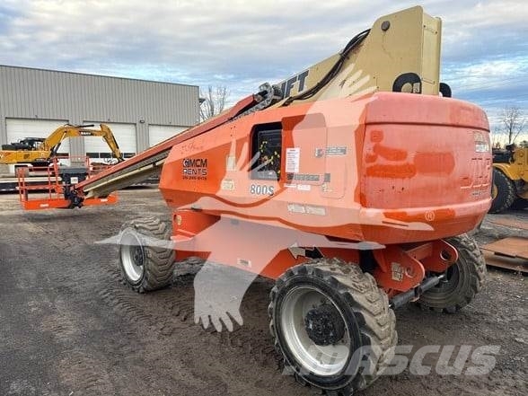 JLG 800S Teleskooppipuominostimet
