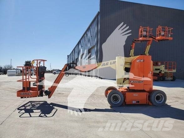 JLG E300AJP Plataforma de trabajo articulada