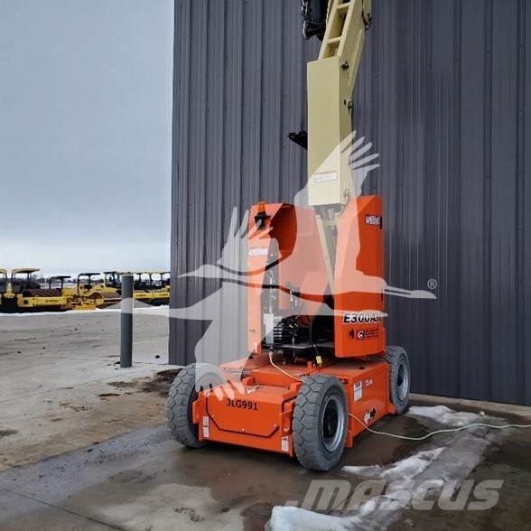 JLG E300AJP Plataforma de trabajo articulada
