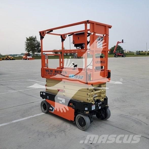 JLG ES1932 剪叉式升降机