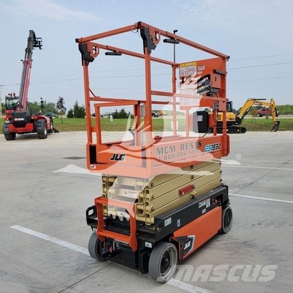 JLG ES1932 剪叉式升降机
