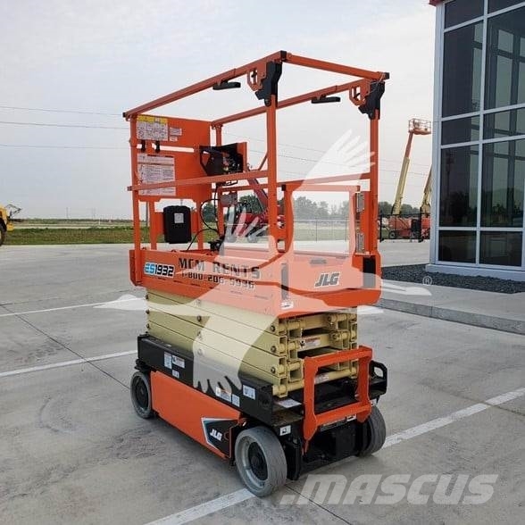 JLG ES1932 剪叉式升降机