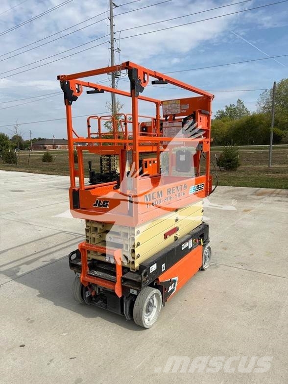 JLG ES1932 剪叉式升降机