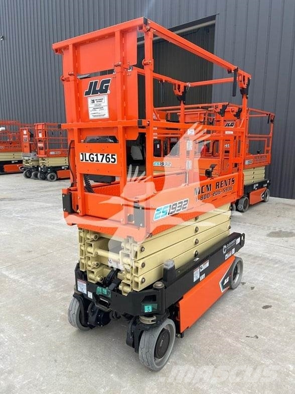 JLG ES1932 剪叉式升降机