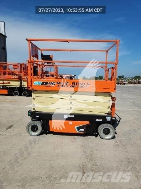JLG ES3246 Scissor lifts