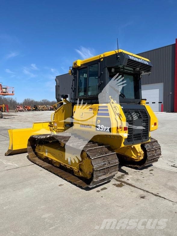 Komatsu D39PX-24 Crawler dozers