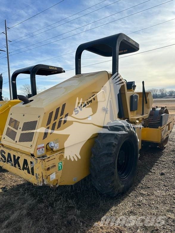 Sakai SV414T Enkelt tromle