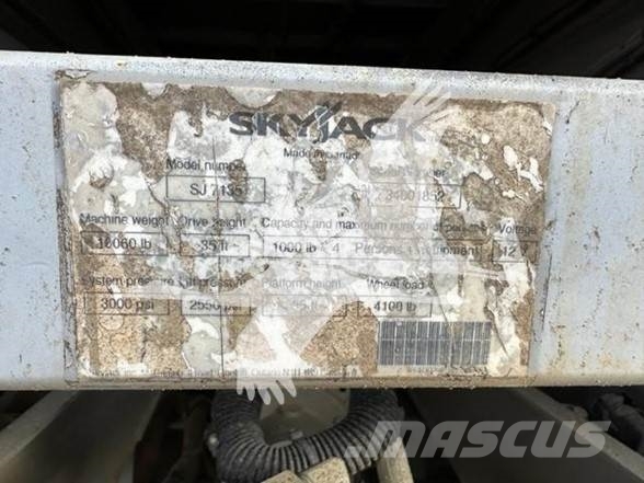 SkyJack SJ7135RT Ανυψωτήρες ψαλιδωτής άρθρωσης