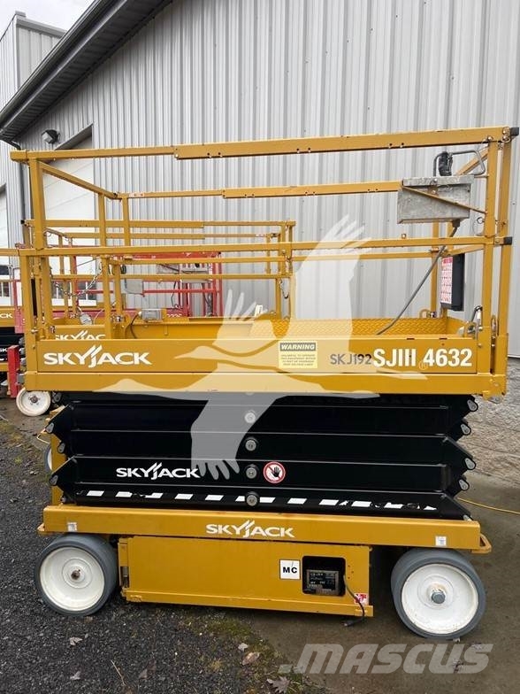 SkyJack SJIII4632 Nůžková zvedací plošina