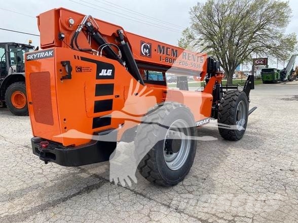 SkyTrak 10054 Telescopic handlers
