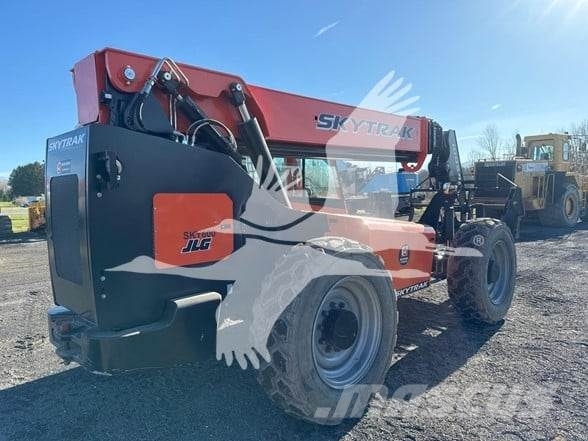 SkyTrak 10054 Telescopic handlers