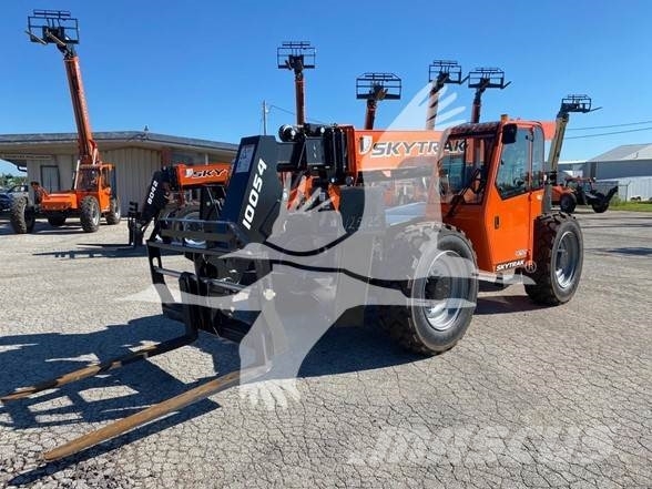 SkyTrak 10054 Telescopic handlers