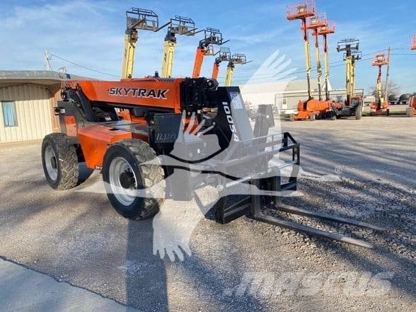 SkyTrak 10054 Telescopic handlers