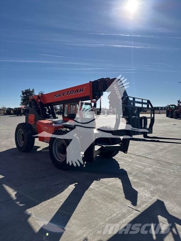 SkyTrak 10054 Telescopic handlers