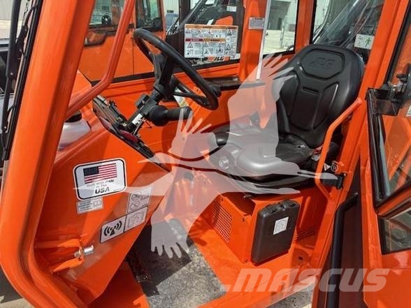 SkyTrak 6034 Telescopic handlers