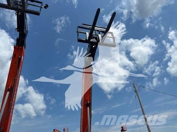 SkyTrak 6034 Telescopic handlers