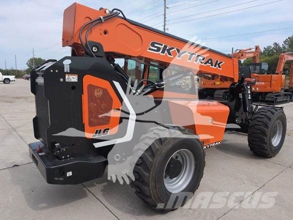 SkyTrak 6034 Telescopic handlers