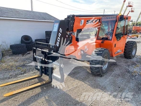 SkyTrak 6042 Telescopic handlers