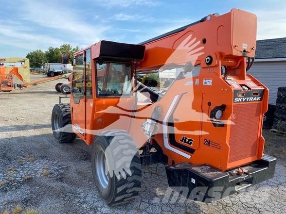 SkyTrak 6042 Telescopic handlers
