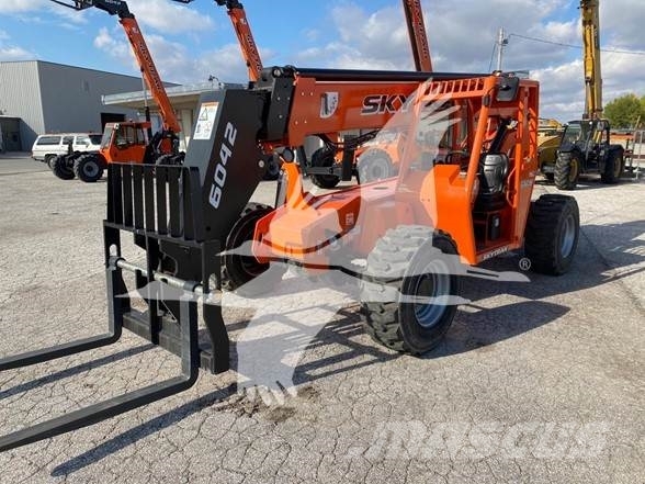 SkyTrak 6042 Telescopic handlers