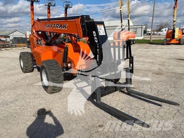 SkyTrak 6042 Telescopic handlers