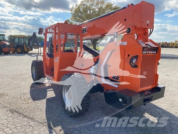 SkyTrak 6042 Telescopic handlers