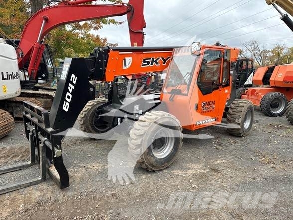 SkyTrak 6042 Telescopic handlers