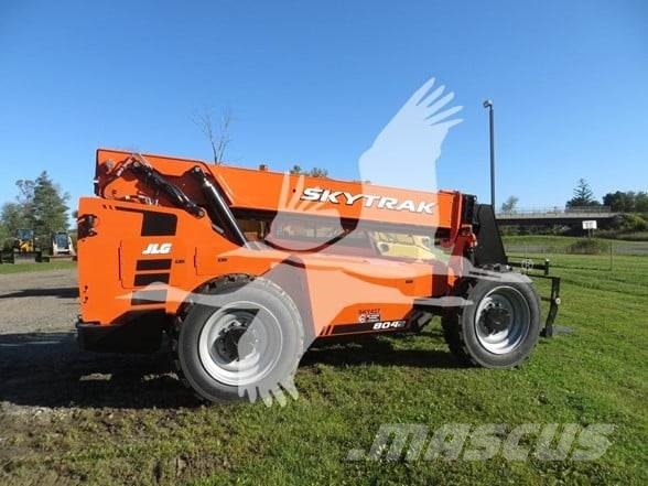 SkyTrak 8042 Teleszkópos rakodók