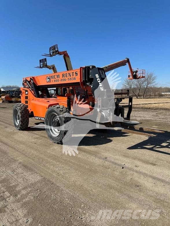 SkyTrak 8042 Telescopic handlers