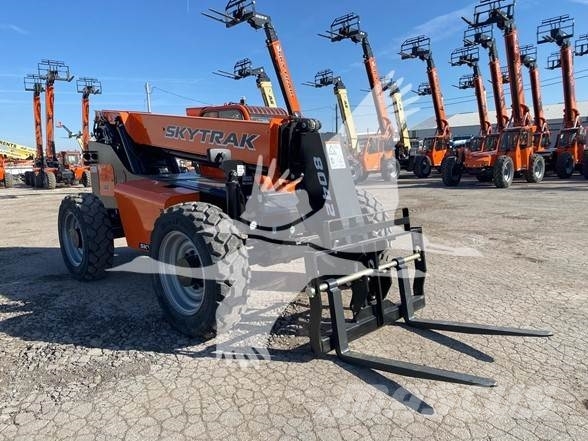 SkyTrak 8042 Teleskopik yükleyiciler