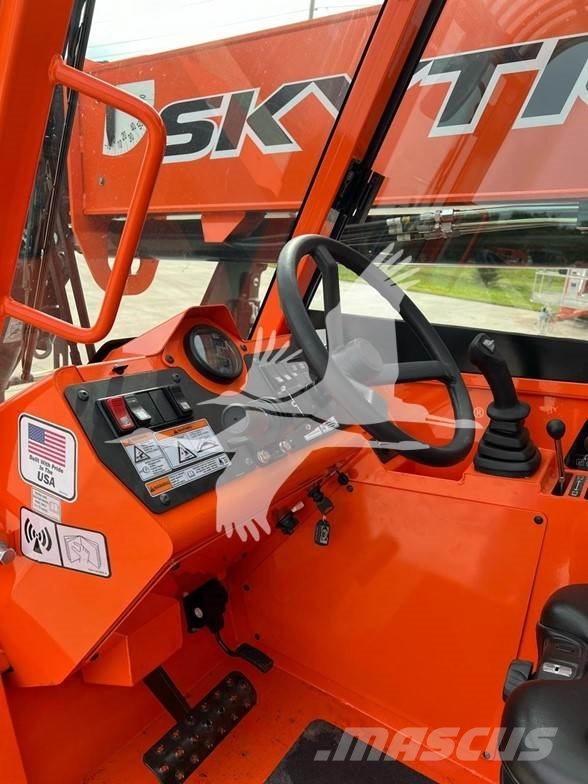 SkyTrak 8042 Teleskopik yükleyiciler