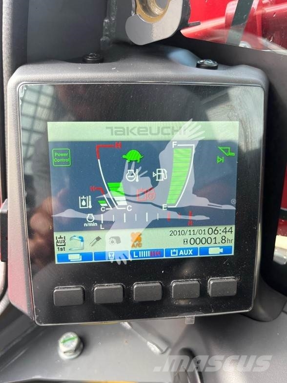 Takeuchi TL10V2 Skid steer mini nakladalci