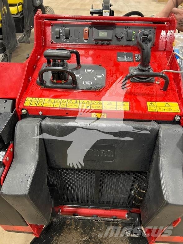 Toro DINGO TX1300 建設機械 -　その他