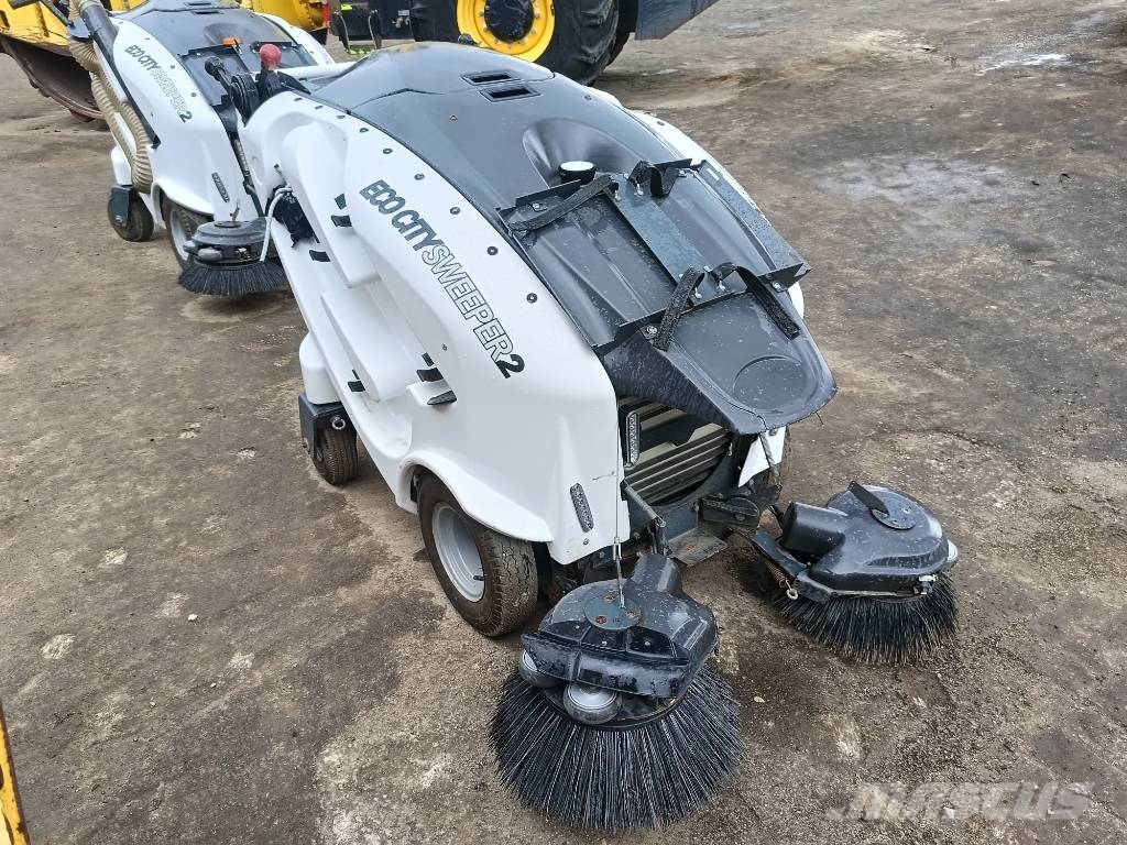 TSM Itala 135 BT street sweeper bezem 24V electric Kehrer