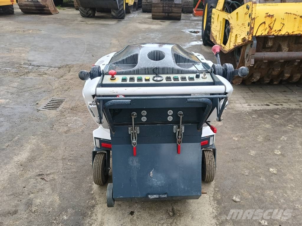 TSM Itala 135 BT street sweeper bezem 24V electric Kehrer