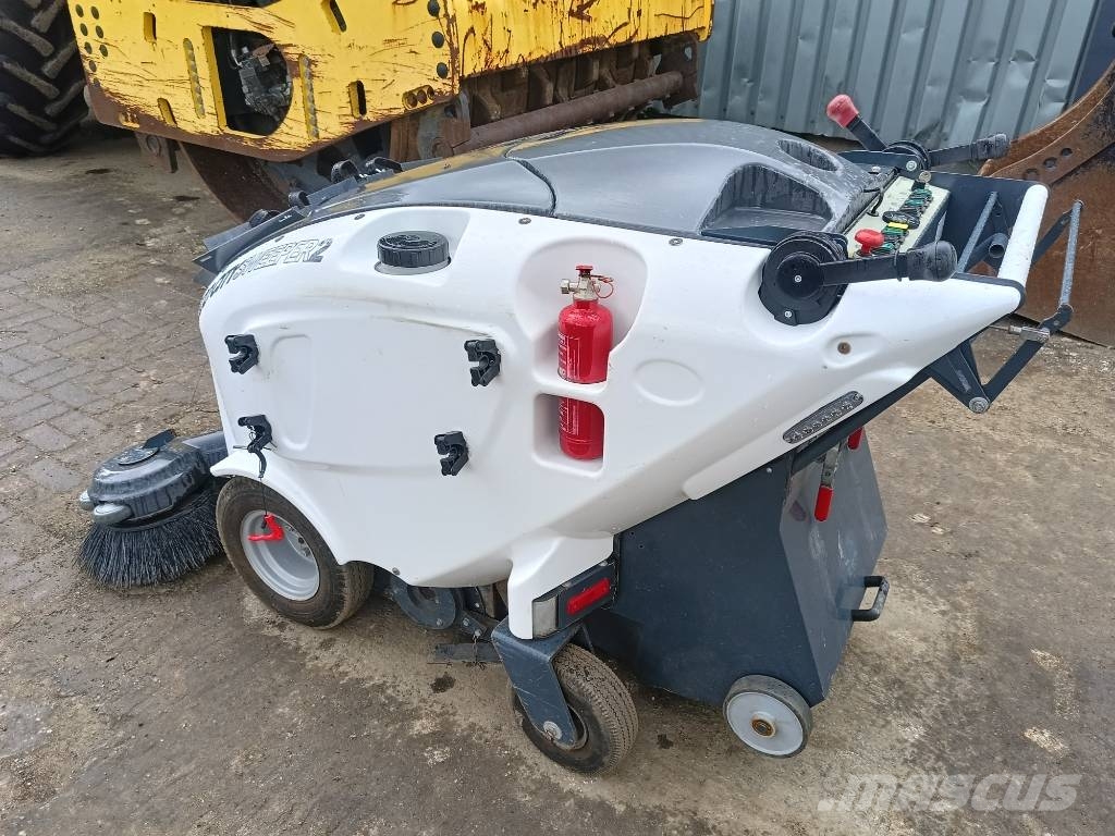 TSM Itala 135 BT street sweeper bezem 24V electric Kehrer