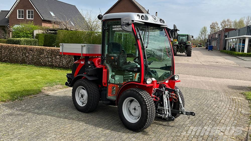 Antonio Carraro SP 4800 ناقلات الأدوات