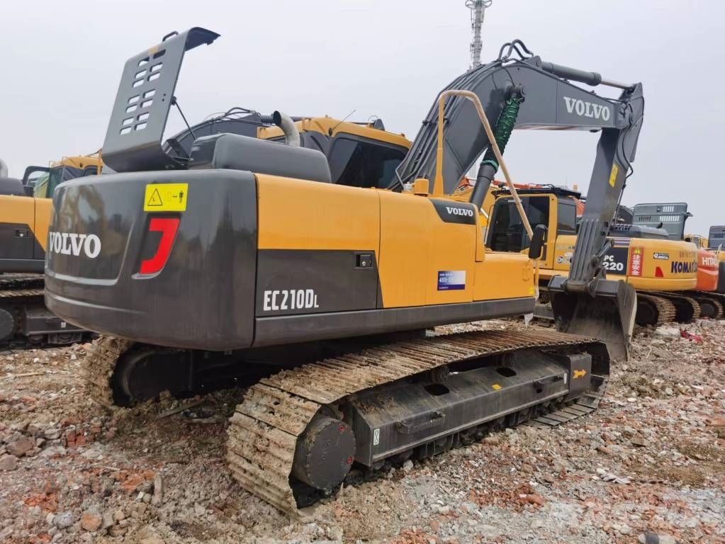 Volvo EC 210 D Paletli ekskavatörler