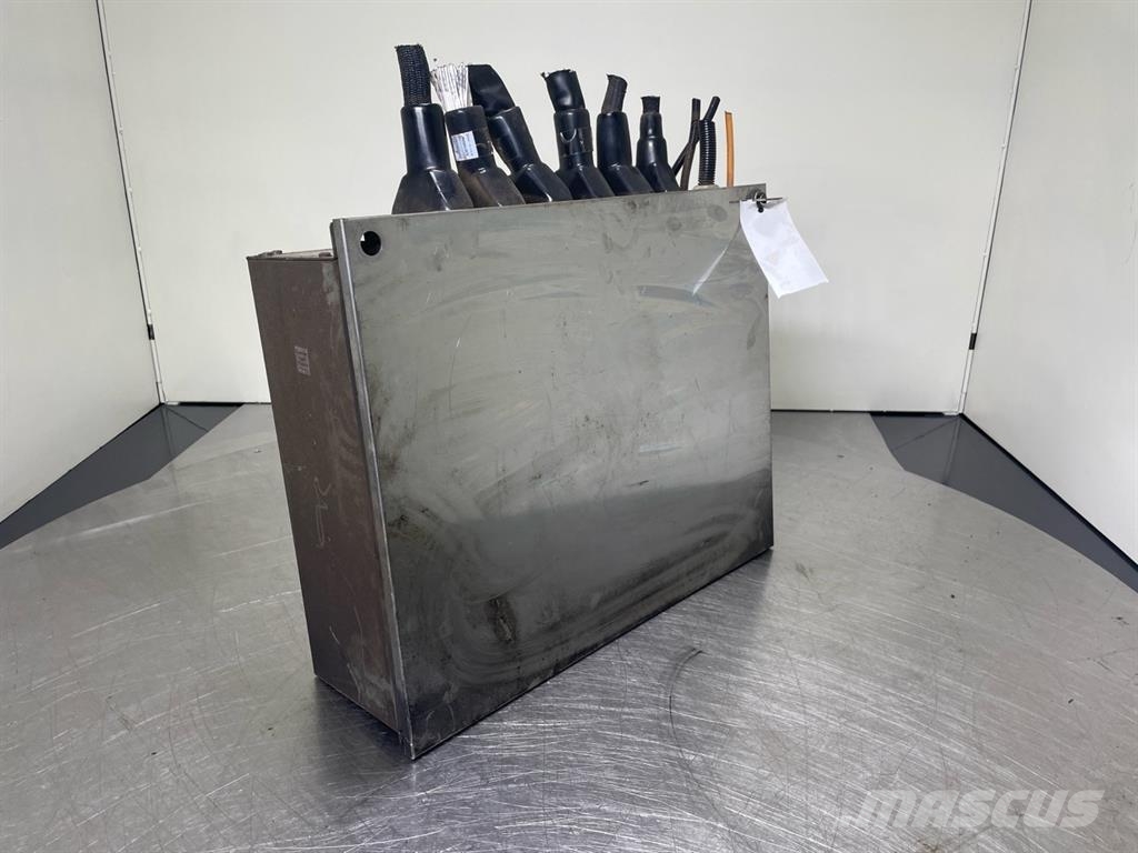 Sennebogen 835E-175343-Switch kabinet/Schaltschrank Електроніка