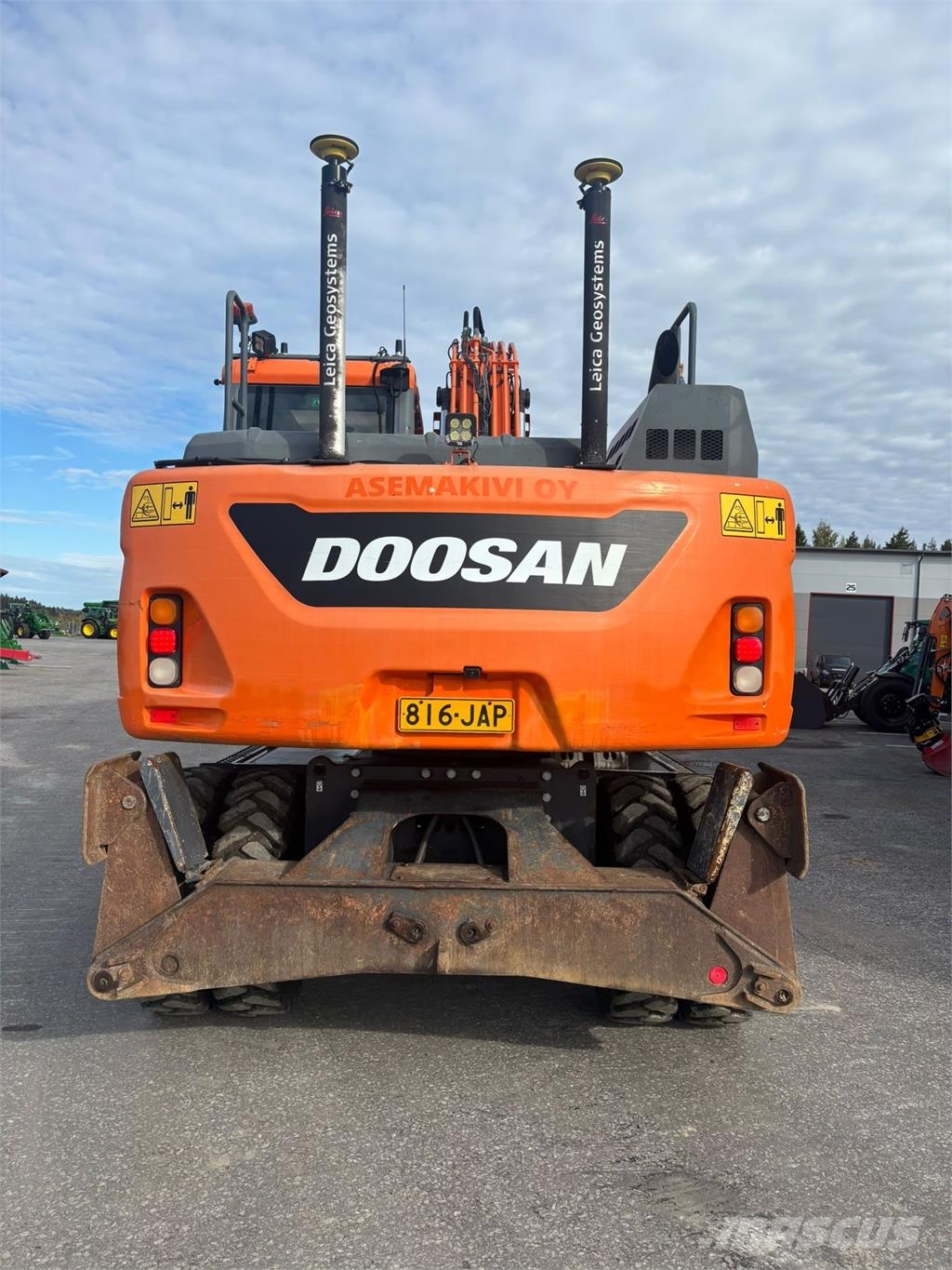 Doosan DX170W-5 Колесни екскаватори