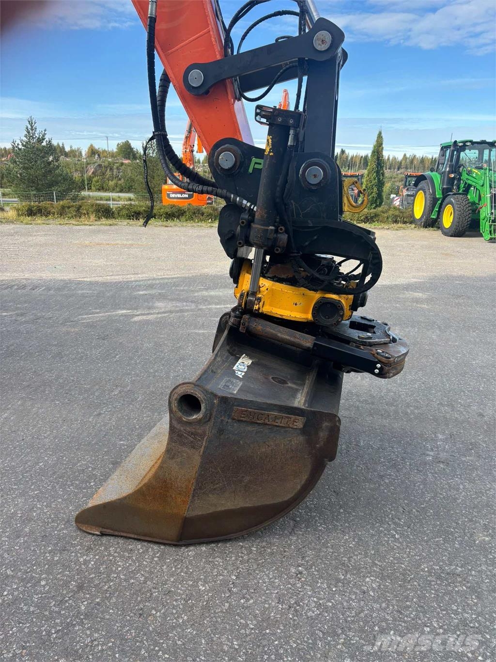 Doosan DX170W-5 Колесни екскаватори