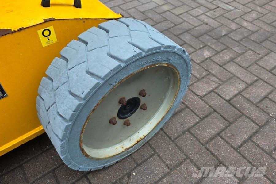 Manitou 150AETJ Compact As-Is, Weak Batteries, Electric, 1 Zglobne podizne platforme