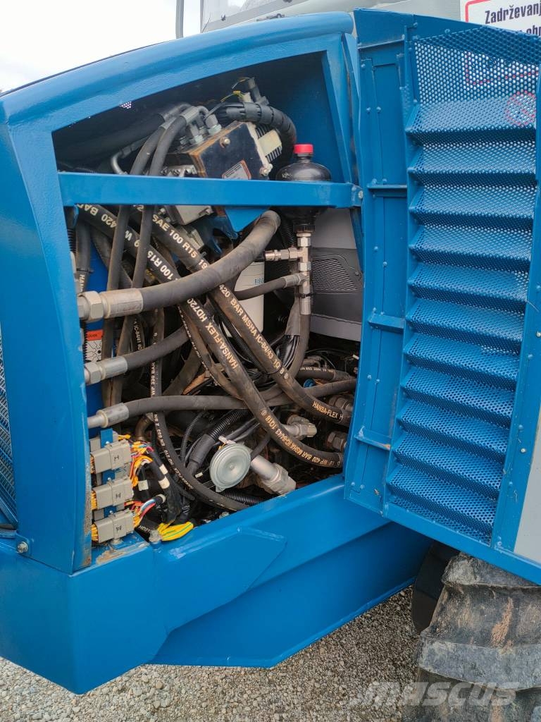 Novotny LVS520 Forwarders
