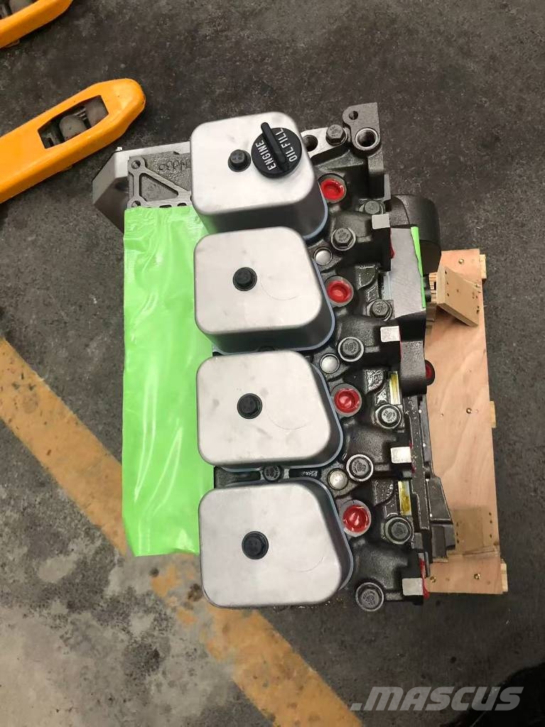 Komatsu 4D102 bare engine assembly Varikliai