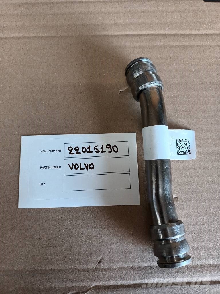 Volvo PIPE 22015190 发动机