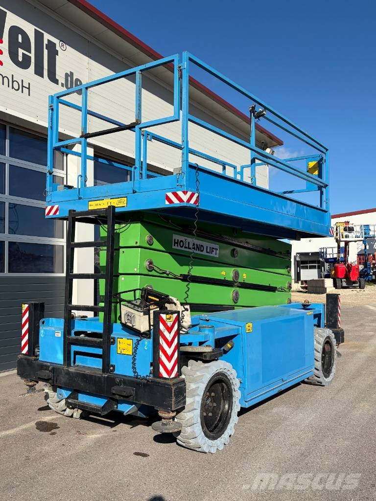 Holland Lift HL190 H20 - 18,60m Hybrid 4x4 Scherenarbeitsbühne Scheren-Arbeitsbühnen