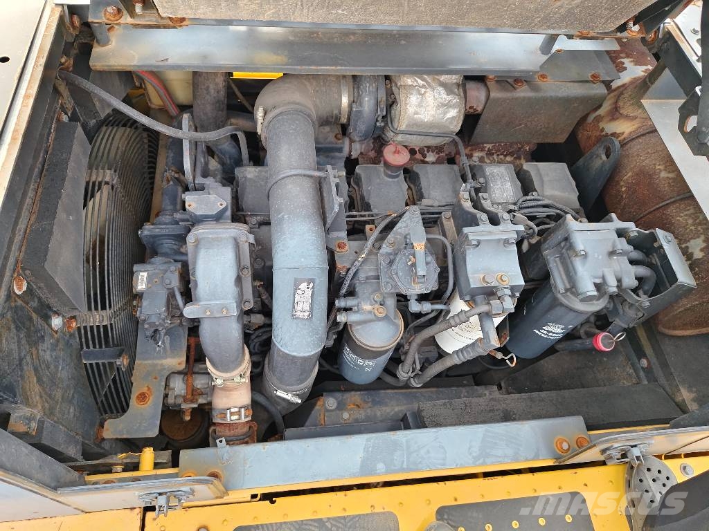 Komatsu PC450-8 Bagri goseničarji