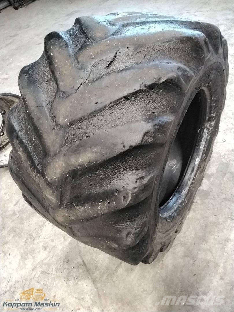 Nokian Trs l2 600/50x22,5 Used/Beg Гуми