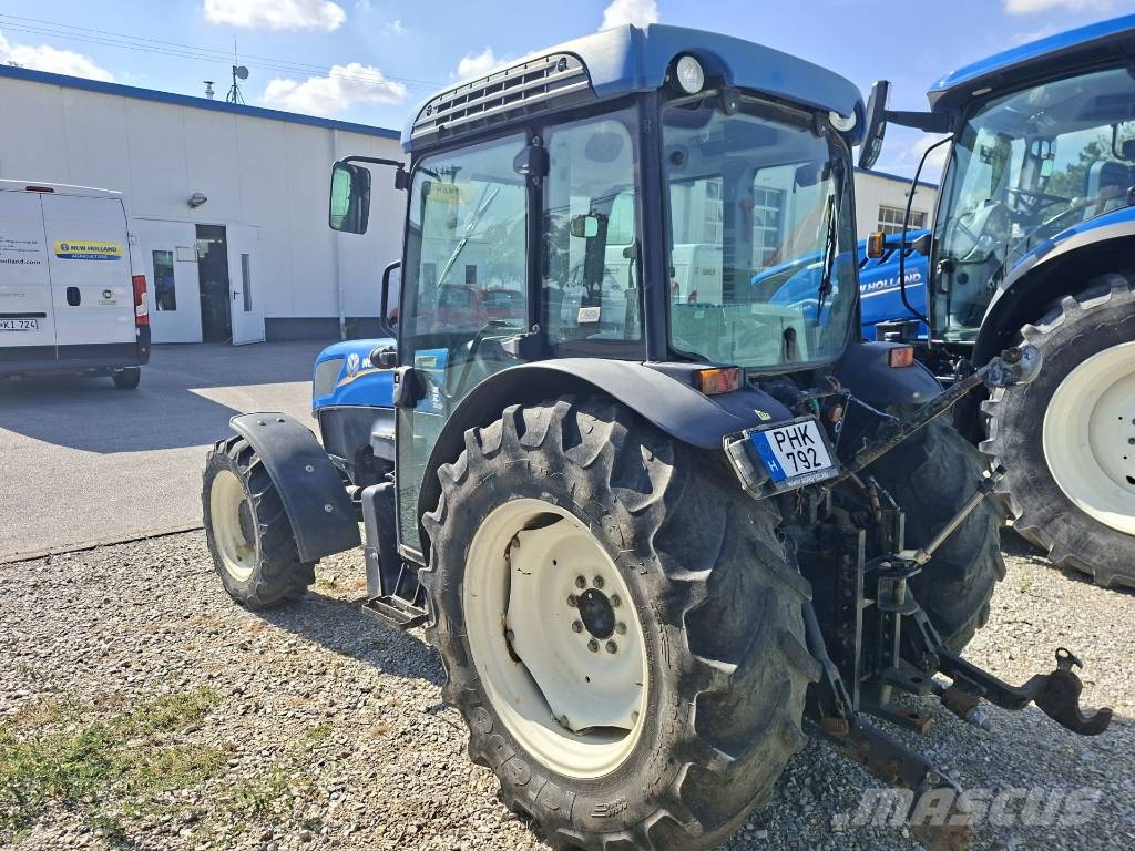 New Holland T 4.95 F Traktorok